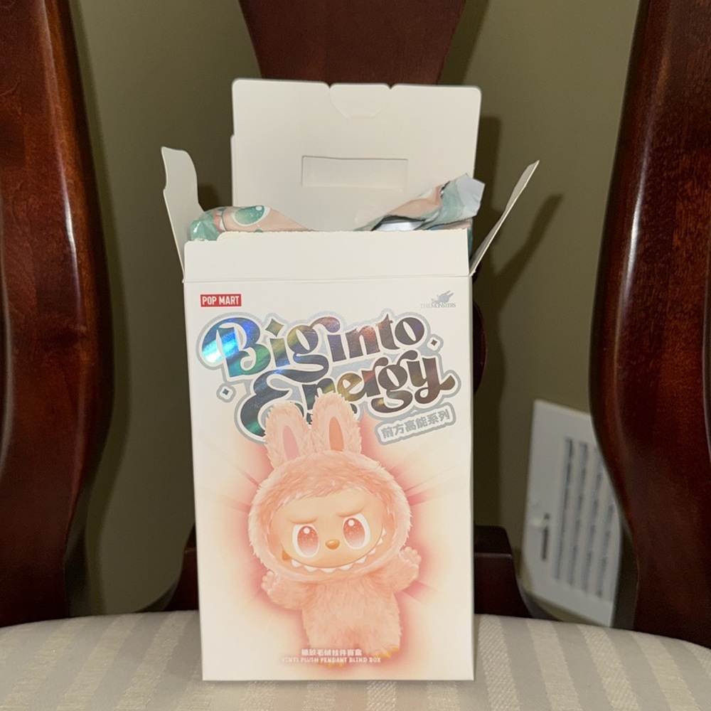 Luck (Purple) Big Into Energy Pop Mart Labubu Authentic Opened Box 2025 - Picture 5 of 8